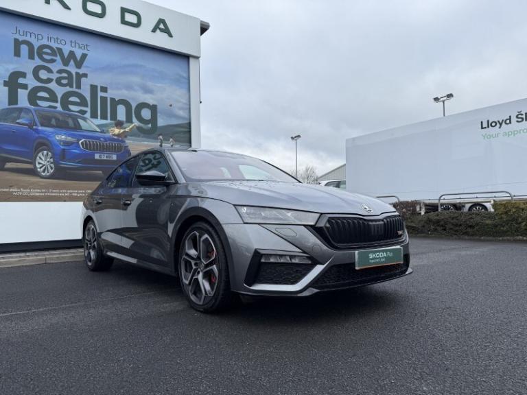 SKODA OCTAVIA 2.0 TSI vRS 5dr DSG