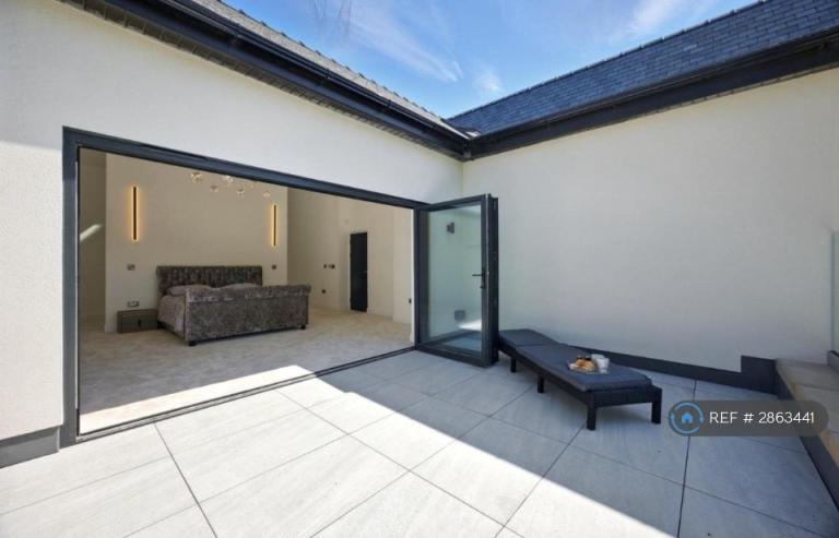 1 bedroom in Woodplumpton Road, Preston, PR4 (#2863441)