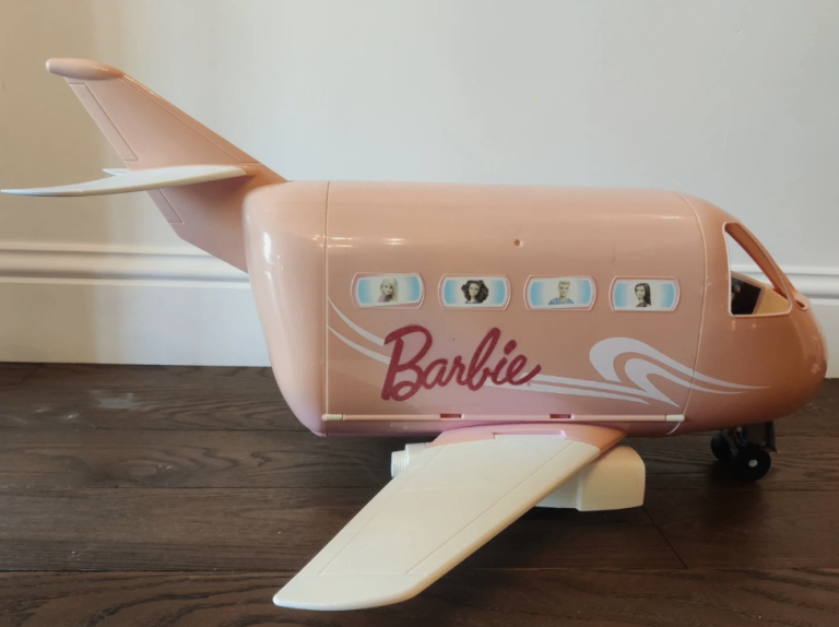 Barbie Dream Plane / Glamour Jet (DMR53) – Pre-owned, 16 accessories + bonus