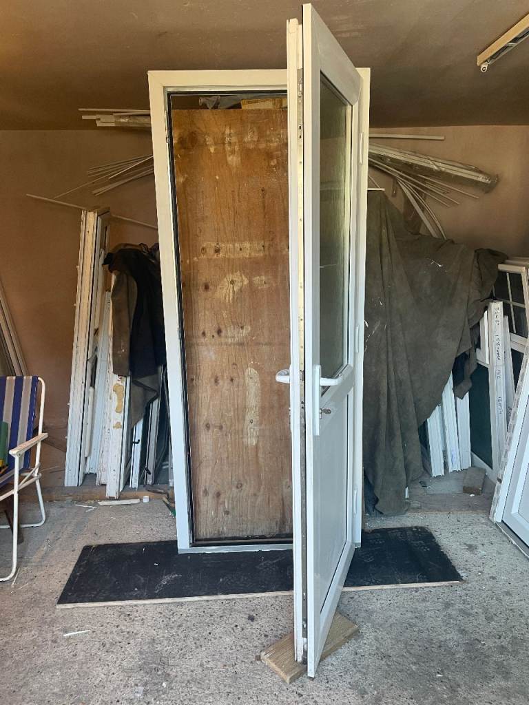 UPVC DOOR 201 x 83 cm - BEAUTIFUL UPVC DOUBLE GLAZED DOOR - OBSCURE GLASS (REF: DX204)