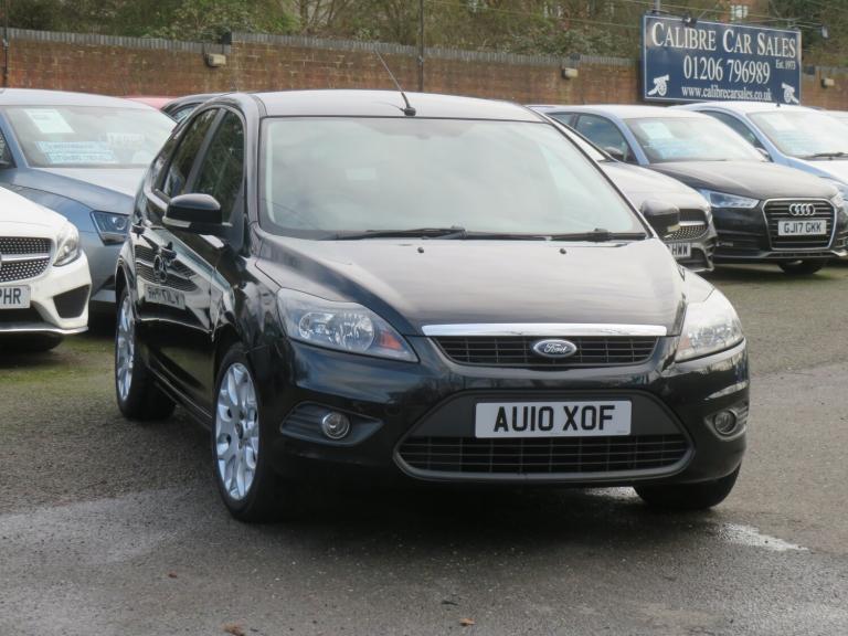 2010 Ford Focus 1.6 Zetec Nav 5dr Black Manual HATCHBACK Petrol Manual