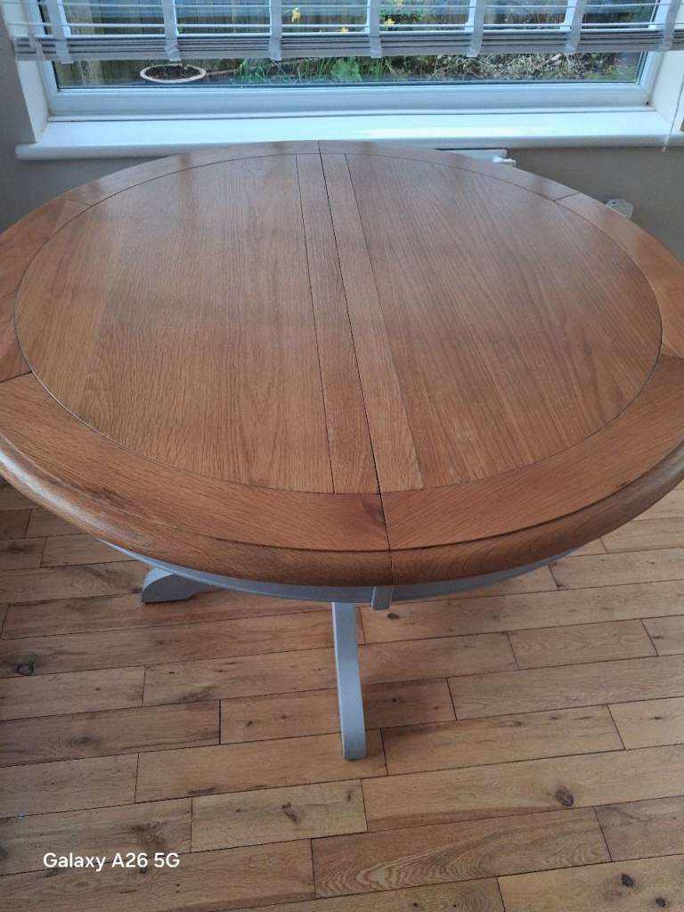 Solid Oak Dining Table 