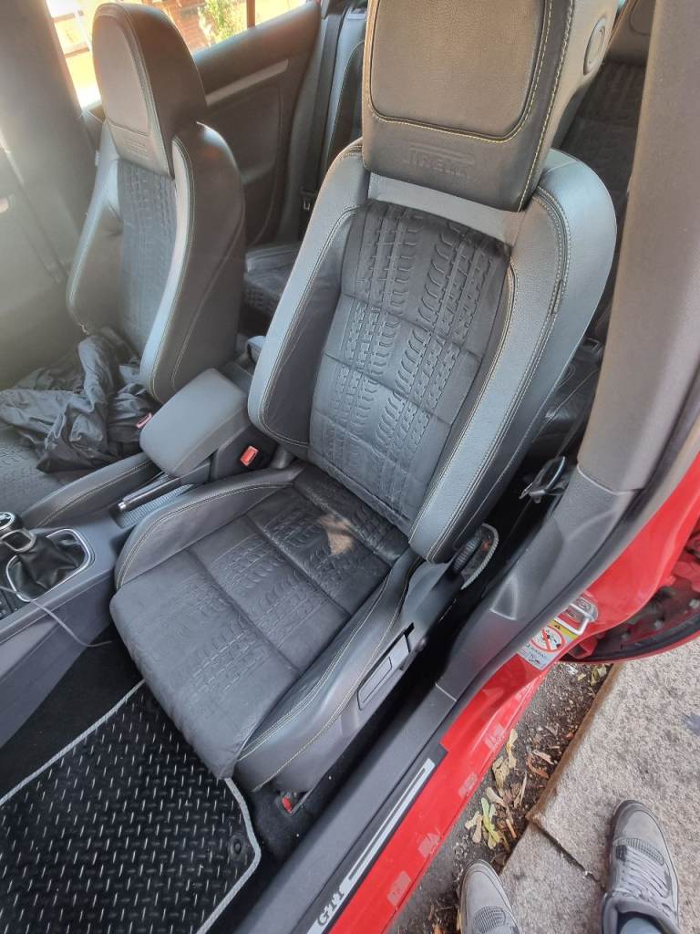 Pirelli edition mk5 gti seats