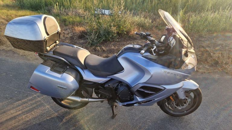 2012 62 TRIUMPH TROPHY SE 1215 TOURER SILVER LUGGAGE 26k MILES ONLY TOURING