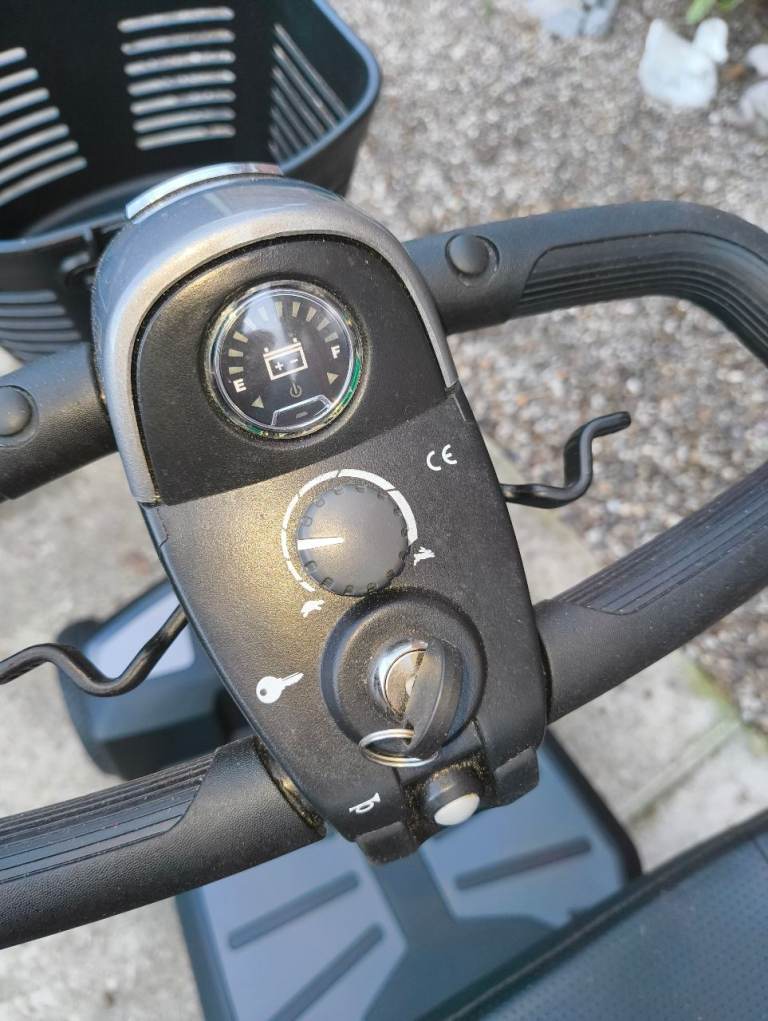 Pride go go endurance l i lithium mobility scooter light usage