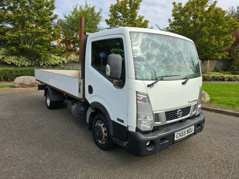 NISSAN NT400 CABSTAR 35.14 DCI DROPSIDE 15.5FT BED MOT 09/2027 NO VAT 2 OWNERS