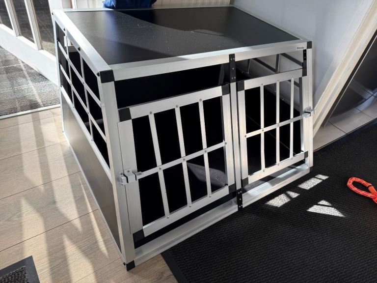 Dog crate