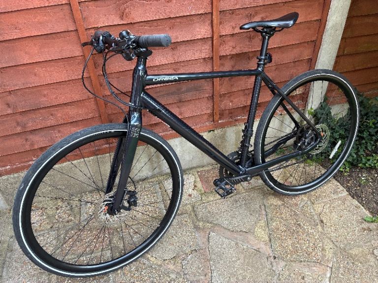 Orbea Vector – Size M – Excellent All-Round Commuter / Gravel Bike