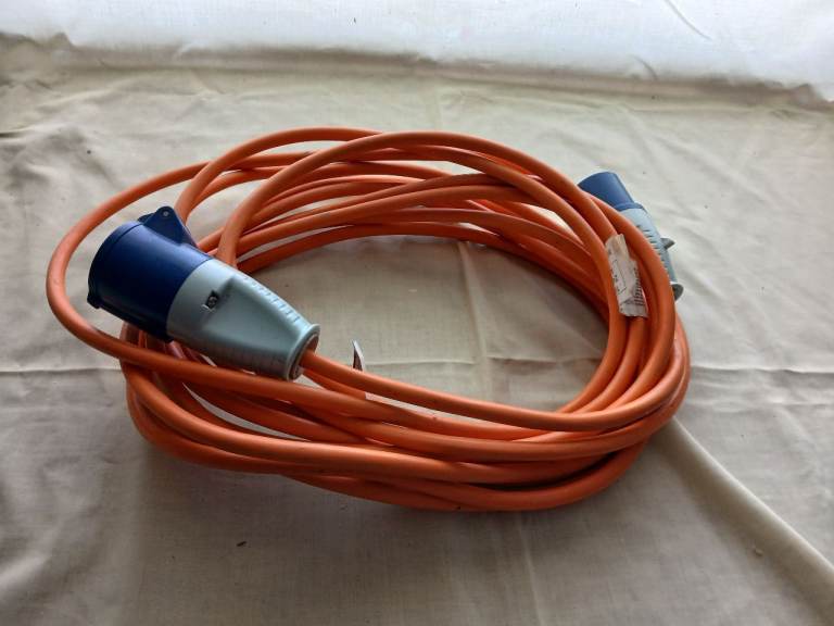 10 metre hook up cable