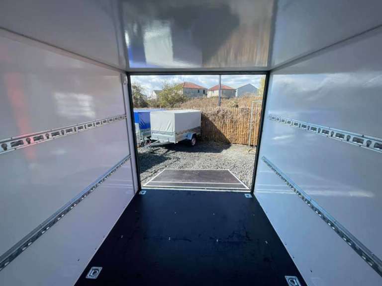 Brand New Twin Axle Box Trailer 400cm x 200cm x 190cm With Lockable Ramp Door 2700KG