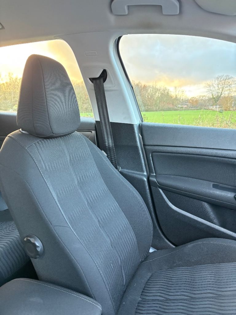 Peugeot 308 Hatchback 2016, Blue HDI NAV