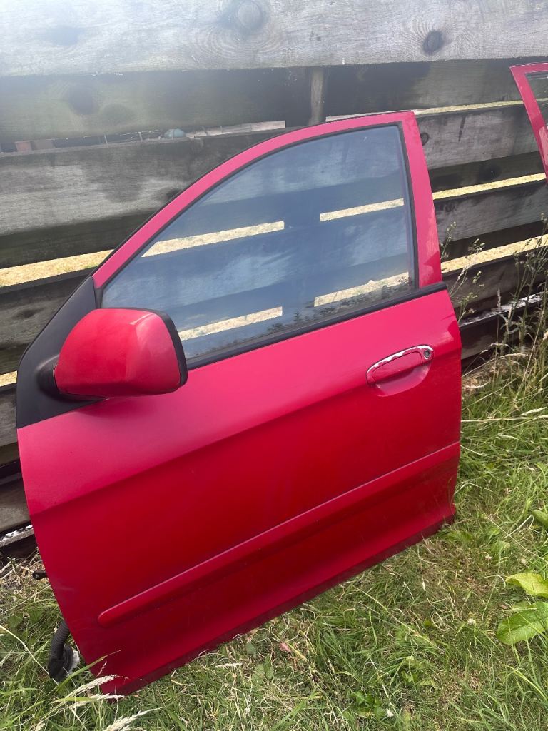 2004 Kia Picanto front passenger door 