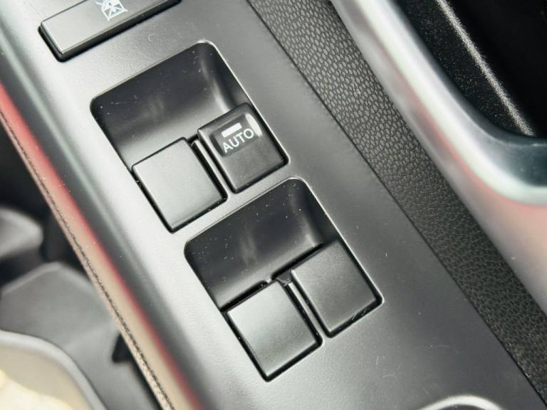 2013 Kia Venga 1.6 2 MPV 5dr Petrol Auto Euro 5 (123 bhp) MPV Petrol Automatic