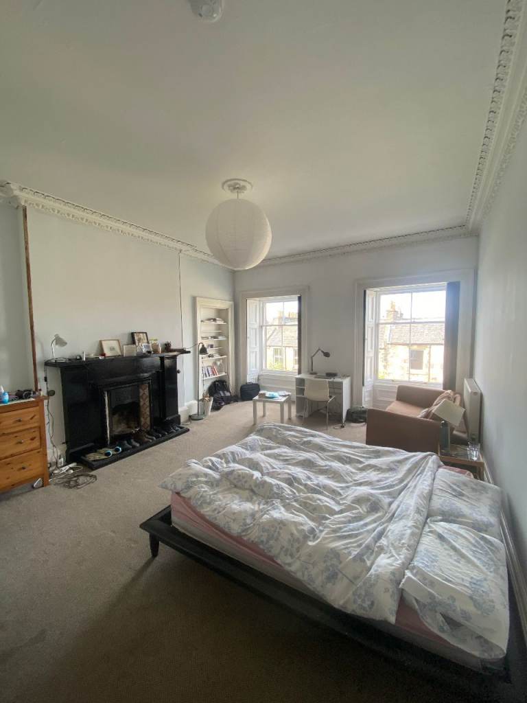 Beautiful Room for Fringe