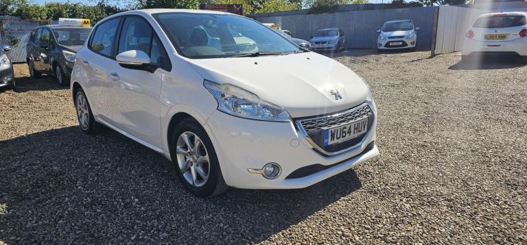 PEUGEOT 208 1.2 VTi PureTech Active 2014