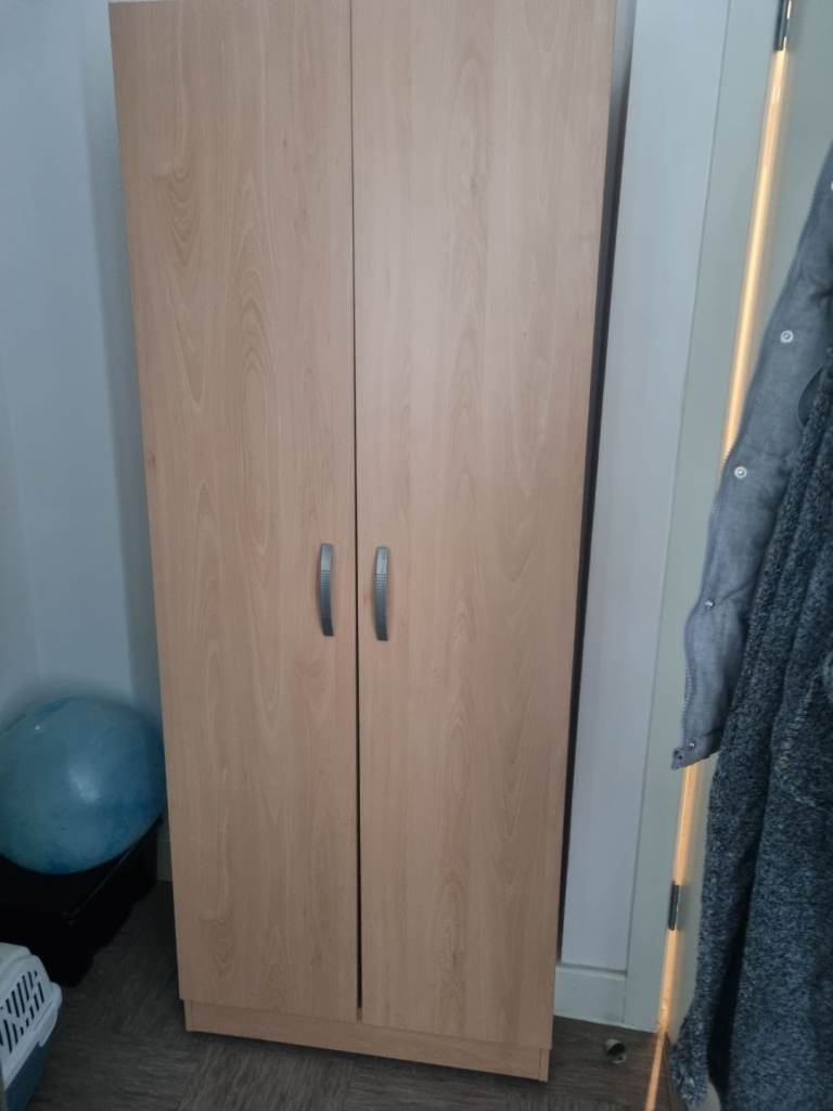 Single Wardrobe