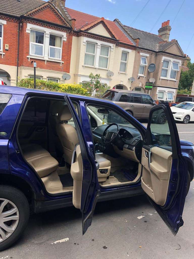 Land Rover, FREELANDER, Estate, 2010, Other, 2179 (cc), 5 doors