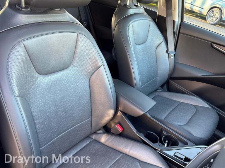 2022 Kia Niro 64.8kWh 4 SUV 5dr Electric Auto (201 bhp) ESTATE Electric Automatic