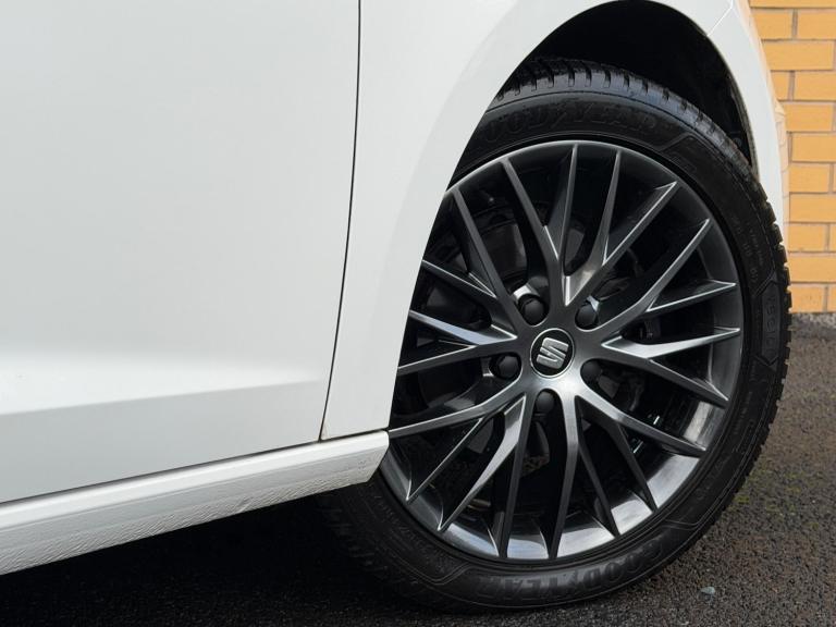 2018 SEAT Leon 1.2 TSI SE Dynamic Technology 5dr HATCHBACK PETROL Manual