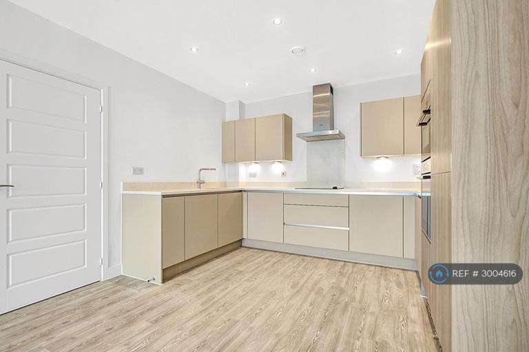 1 bedroom flat in Mill Pond Place, Maidstone, ME14 (1 bed) (#3004616)