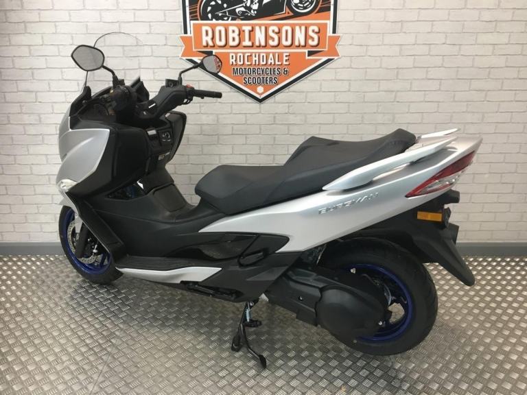 Suzuki AN400 Burgman choice of colours We want your business