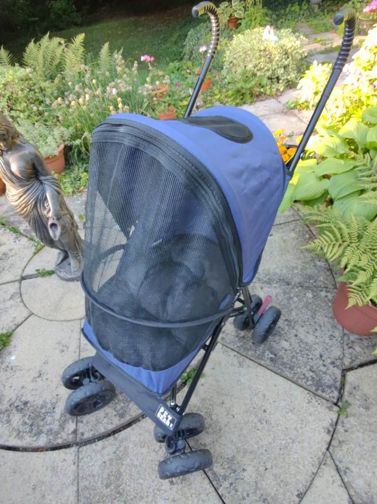 Pet Buggy/Stroller for Dogs and Cats