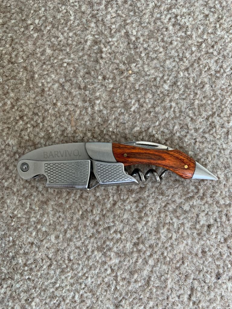BARVIVO Waiter's Corkscrew Wine Bottle Opener - As Good As New