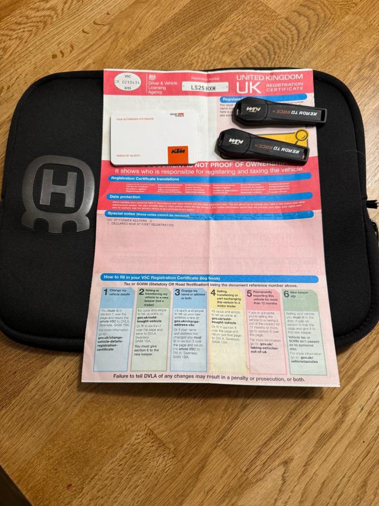 KTM Duke 125 / April 2025 model / covered 7.5k miles