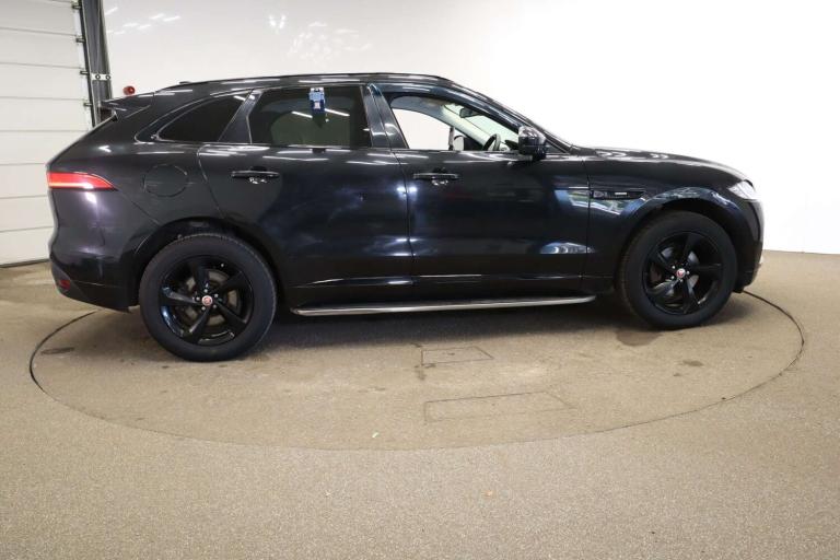 2017 Jaguar F-Pace 2.0d R-Sport 5dr Auto ESTATE DIESEL Automatic