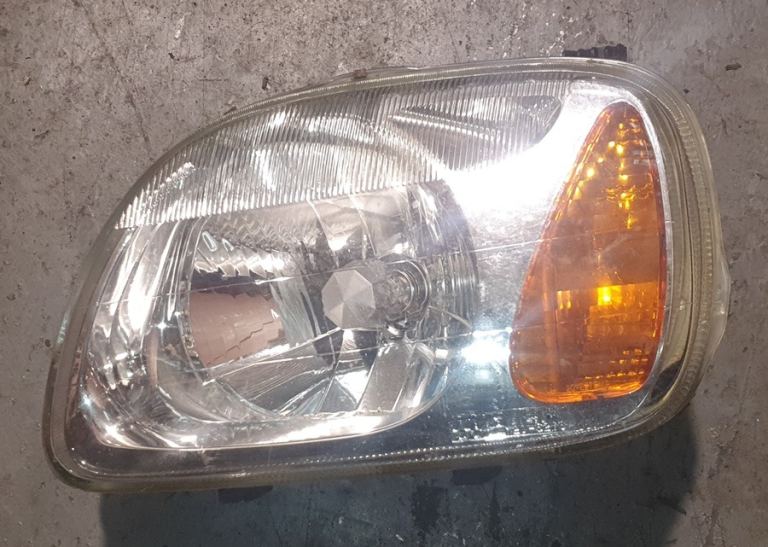 Nissan Micra Left Side Headlight 2003
