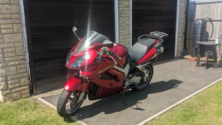 Honda VFR 800 VTEC