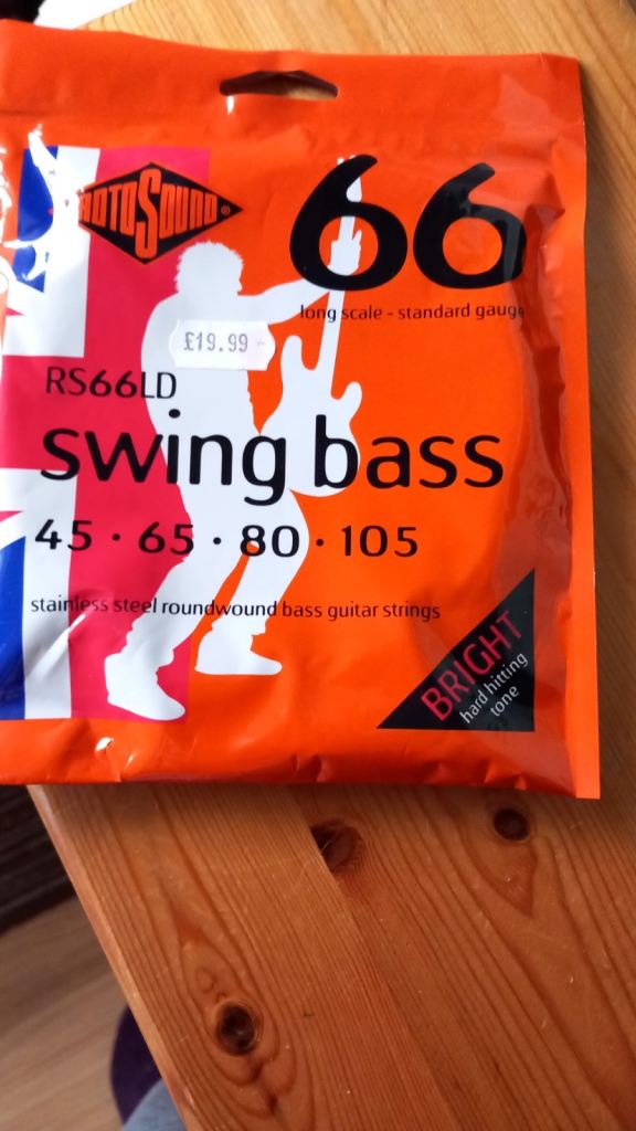 Bass guitar strings 