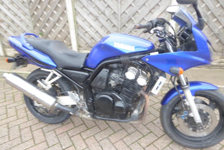 YAMAHA FAZER 600 02 REG SPARES REPAIR HAD IT STARTED