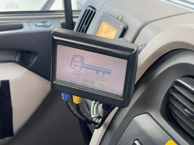 2015 DAF LF 220 EURO 6 18T WITH ATLAS 104.3 CRANE FOR HIRE