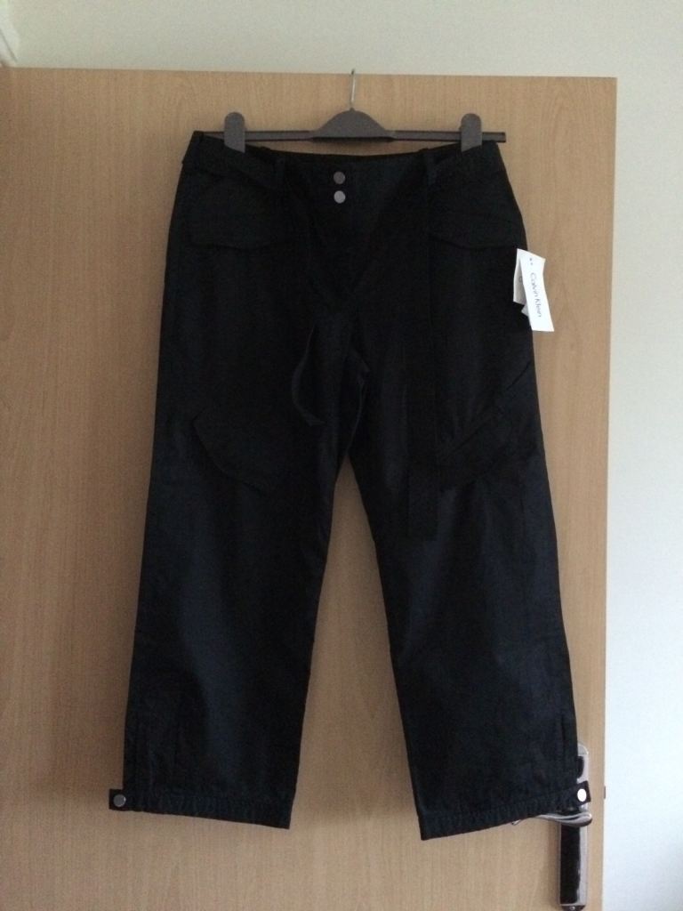 New Calvin Klein Black Capri Trousers