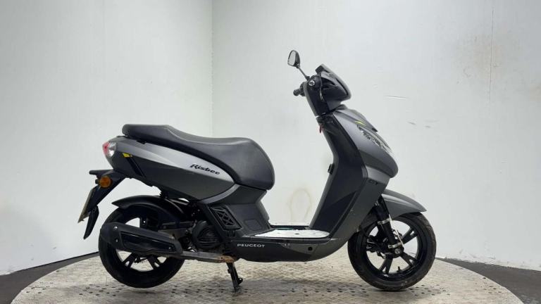 image for Peugeot Kisbee GT 2022 11K NON RUNNING PROJECT SCOOTER BIKE 50CC 4 STROKE AUTO