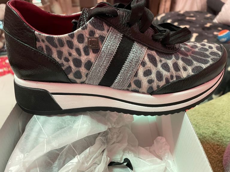 NEW Jose Saenz animal print trainers- Size 2