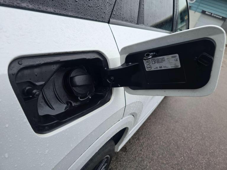 2020 Audi Q2 35 TFSI Black Edition 5dr S Tronic ESTATE PETROL Automatic