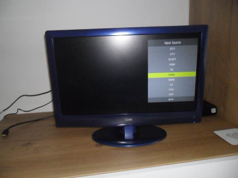 Logik 22" Blue TV / DVD