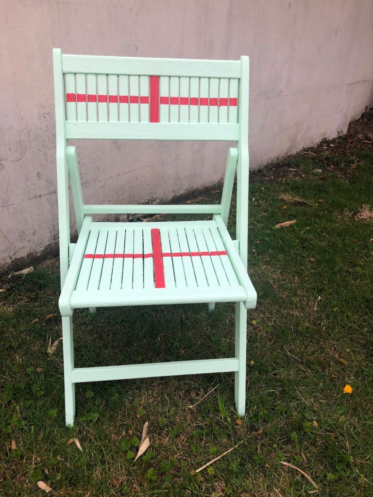 Folding Wooden Chair – Light Green with Red Detail