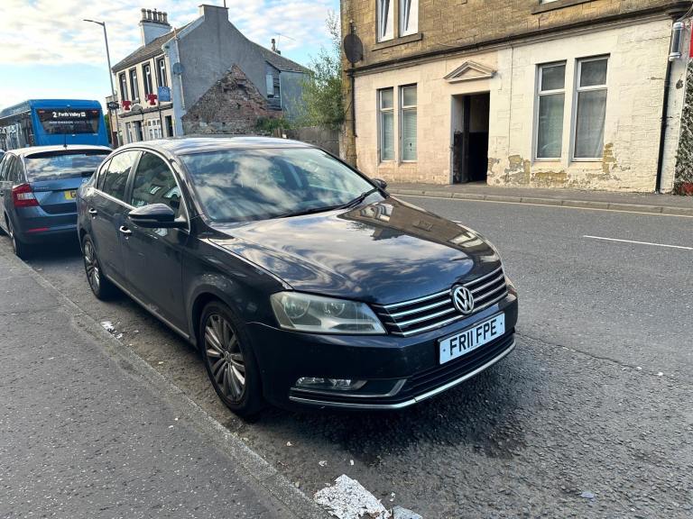 Volkswagen, PASSAT, Saloon, 2011, Semi-Auto, 1968 (cc), 4 doors