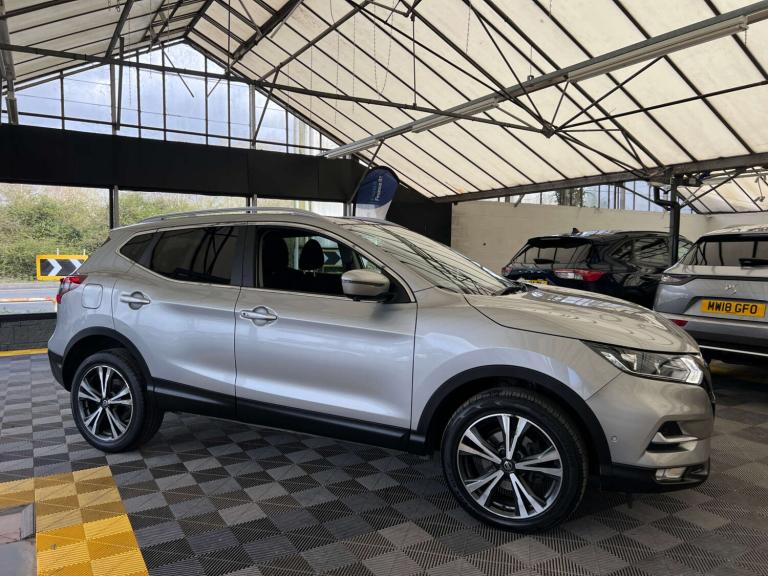 2020 Nissan Qashqai 1.3 DiG-T N-Connecta 5dr HATCHBACK PETROL Manual