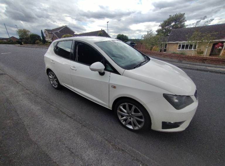 Seat, IBIZA, FR,Hatchback, 2013, Manual, 1197 (cc), 5 doors *New timing chain**Long MOT*