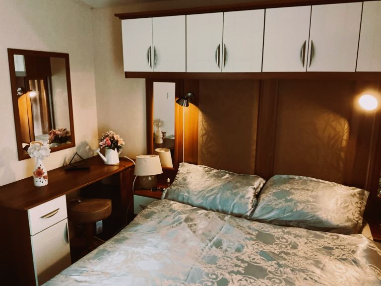 Amazing refurbished caravan at Crossburn caravan Peebles.