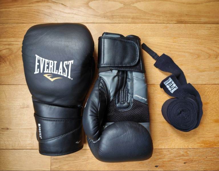 Everlast Protex2 Boxing Gloves L/XL