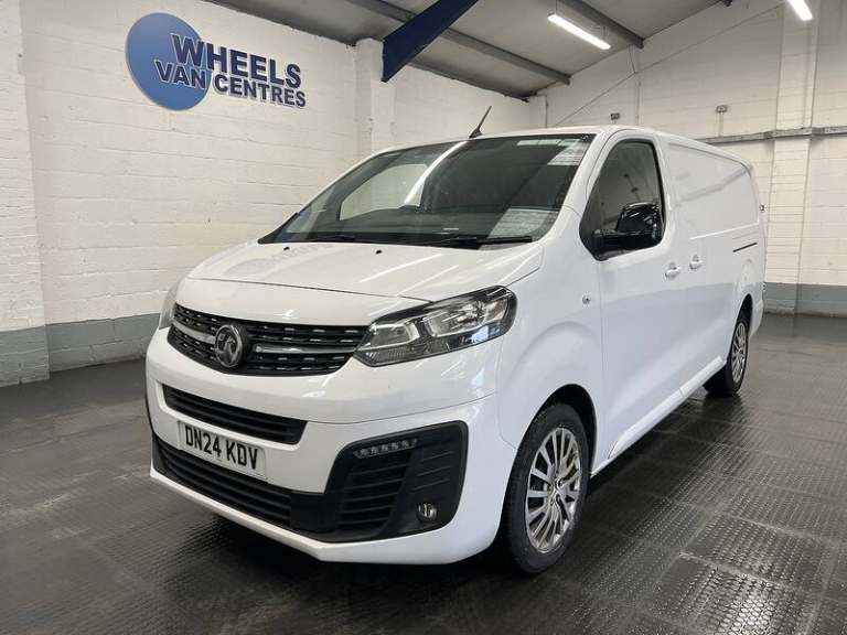 Vauxhall Vivaro 1.5 Turbo D 2900 Pro Panel Van 6dr Diesel Manual L2 H1 Euro 6 (s/s) (100 ps Panel...