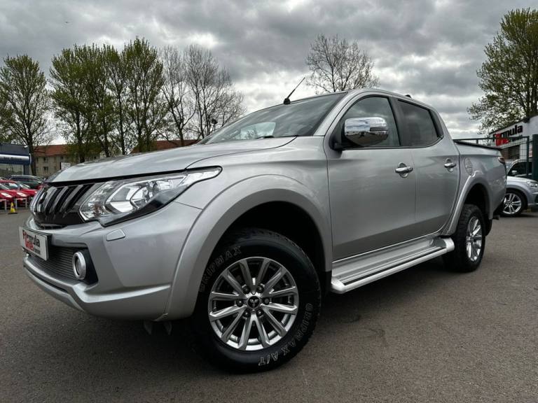 2019 Mitsubishi L200 2.4 DI-D 4WD BARBARIAN DCB 178 BHP PICK UP Diesel Manual