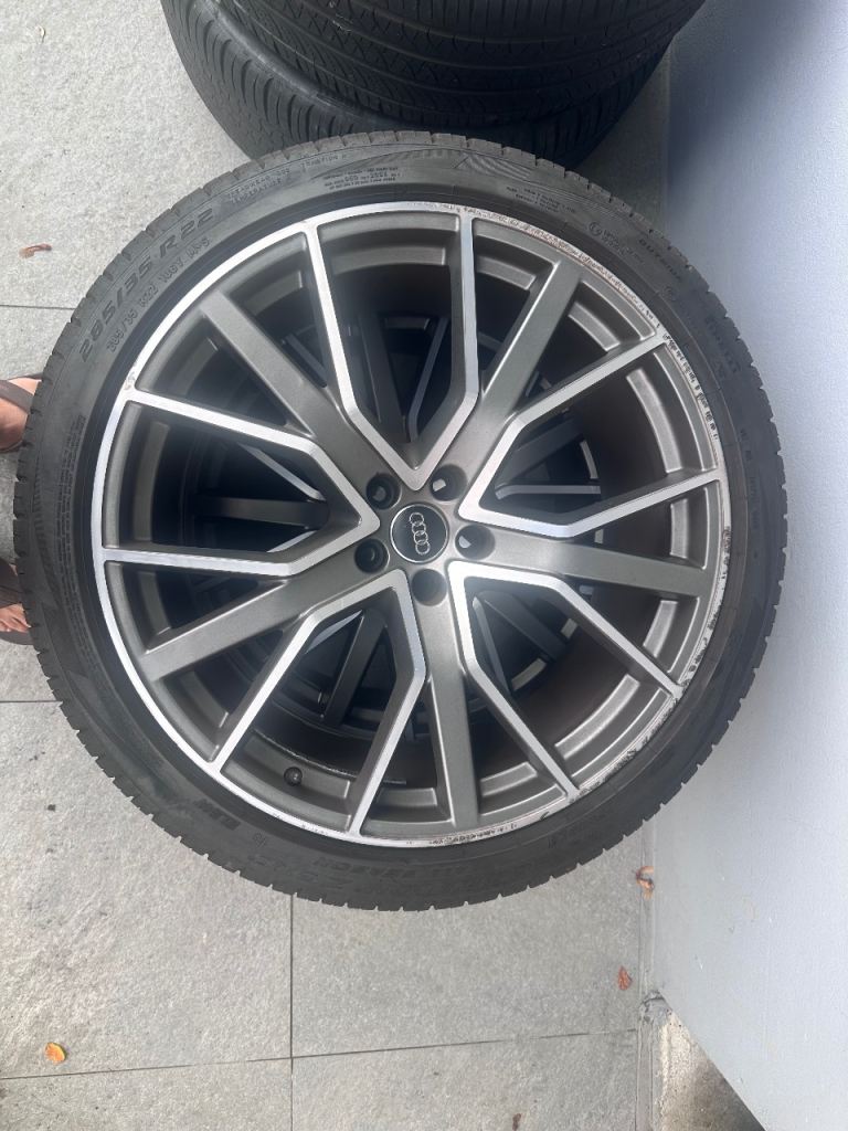 Audi q7 sq7 alloy wheel 22 inch