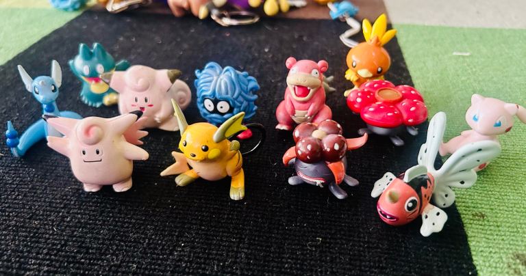 Pokemon Vintage TOMY figures bundle 