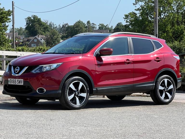 2015 Nissan Qashqai 1.2 DiG-T N-Tec+ 5dr TIMING CHAIN REPLACED FULL SERVICE HISTORY HATCHBACK Pet...